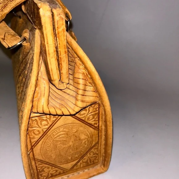 Authentic cleobella Arya lamb skin handbag - Picture 2 of 9